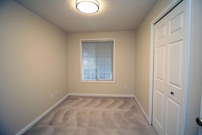 Building Photo - 5764 SW Kimball Ct