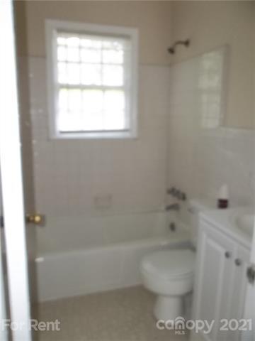 Building Photo - 4227 Walker Rd