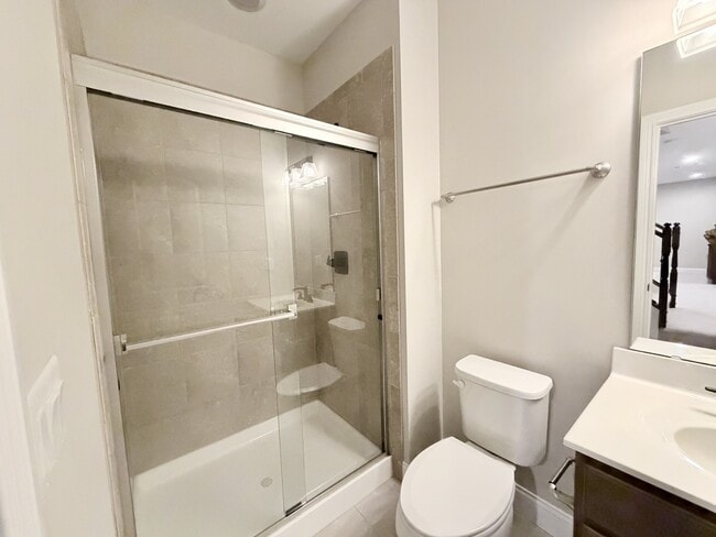 Building Photo - 3137 Broadstone Dr