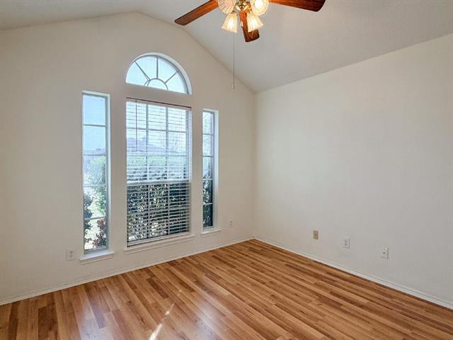 Building Photo - 308 Palm St