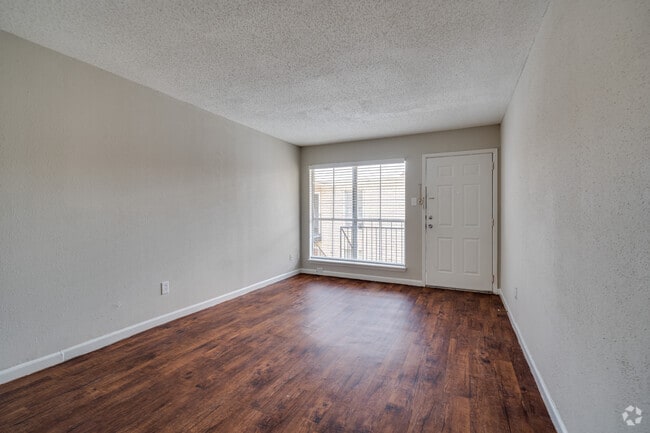 1BR, 1BA - 625SF - Braeswood Plaza