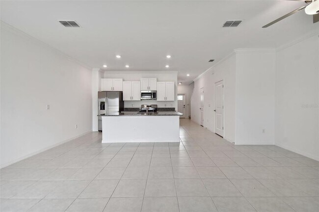 Building Photo - 9653 Ashworth Pl