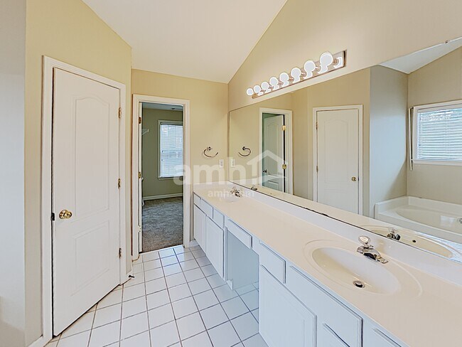 Building Photo - 2065 Beckenham Walk Ln