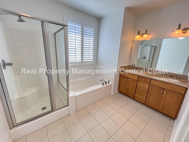 Building Photo - AVAILABLE NOW - Nice Home In Broad St Vill...