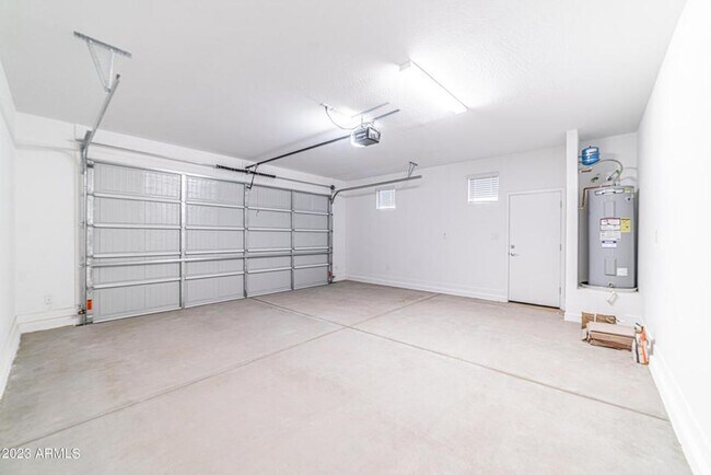 Building Photo - 3bed, 2bath Home