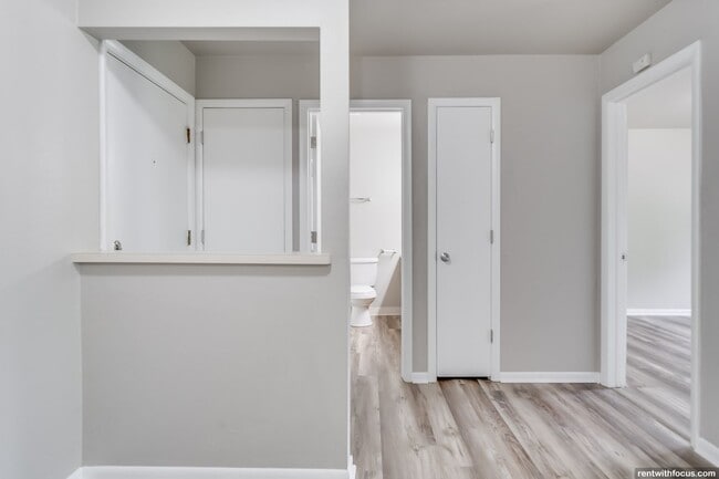 Interior Photo - Clayton Ridge