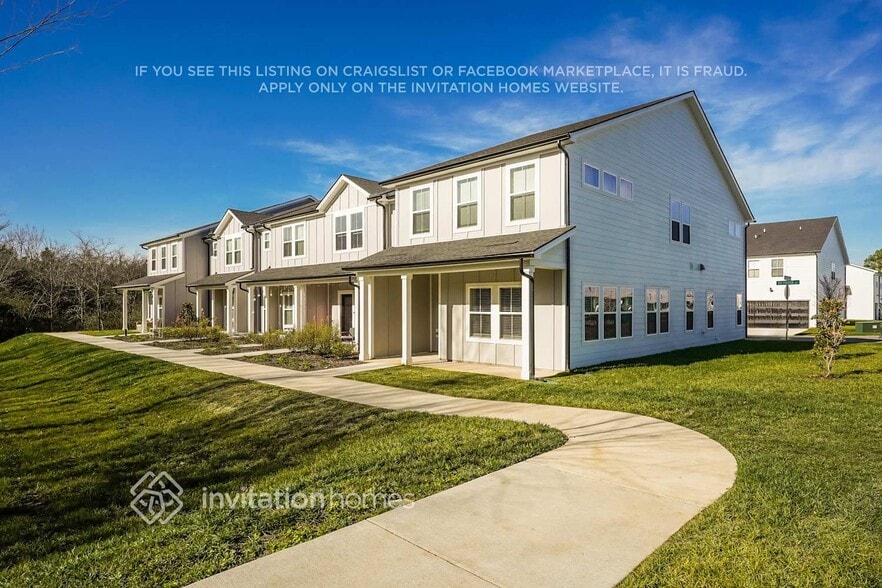 Building Photo - 132 Maybrook Dr