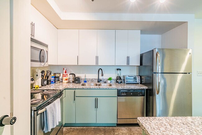 Building Photo - 888 N 4th St