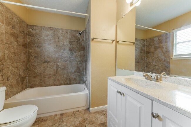 Building Photo - 9415 Charterlawn Cir