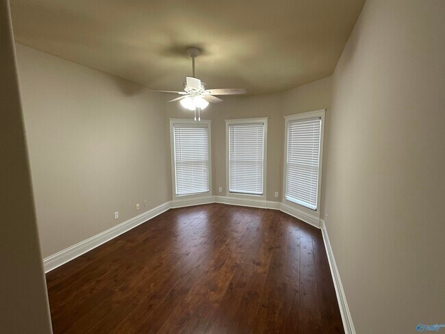 Building Photo - 6 Walnut Cove Blvd SW