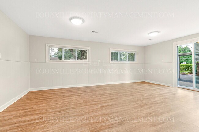 Building Photo - 3817 Klondike Ln