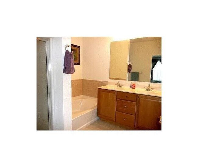 Building Photo - 3223 Edward Stec Blvd