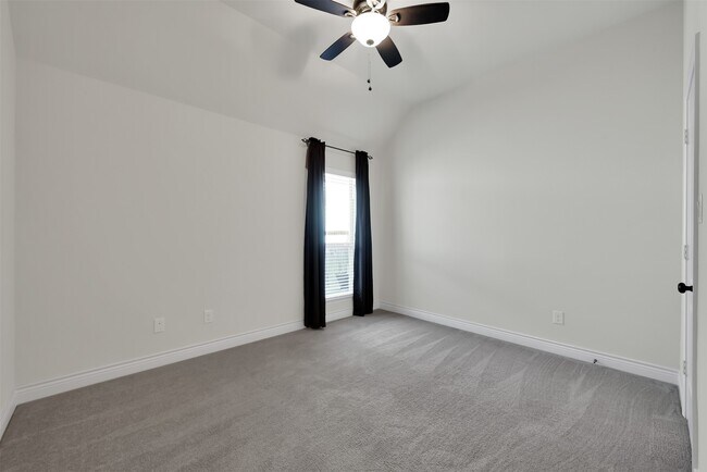 Building Photo - 150 N Greatwood Glen Pl