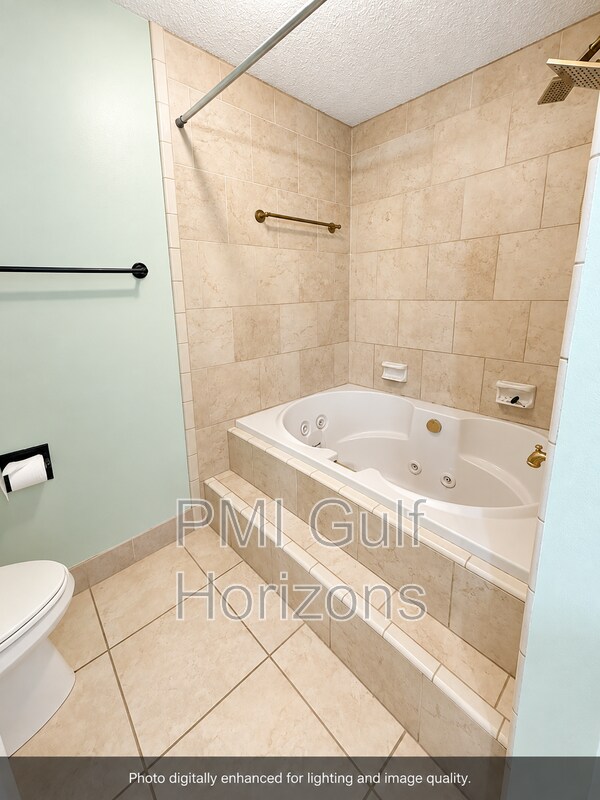 Building Photo - 1310 Sunrunner Pl