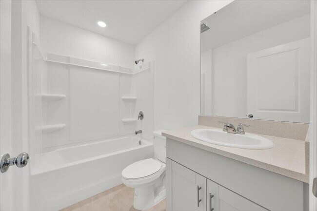 Building Photo - 3045 Skyline Lp