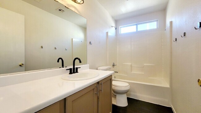 Building Photo - 9452 Plover Falls Ave