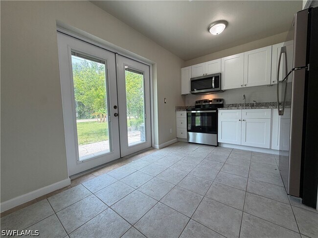 Building Photo - 2601 47th Terrace SW