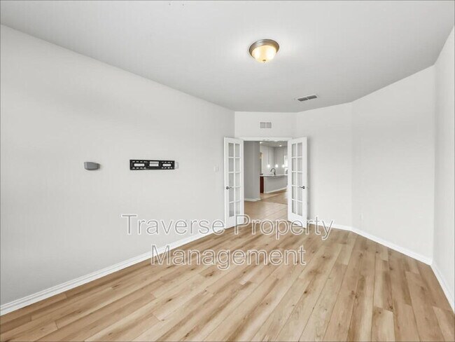 Building Photo - 8120 Charford Dr