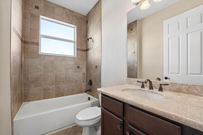 Building Photo - 8256 Savara Streams Ln