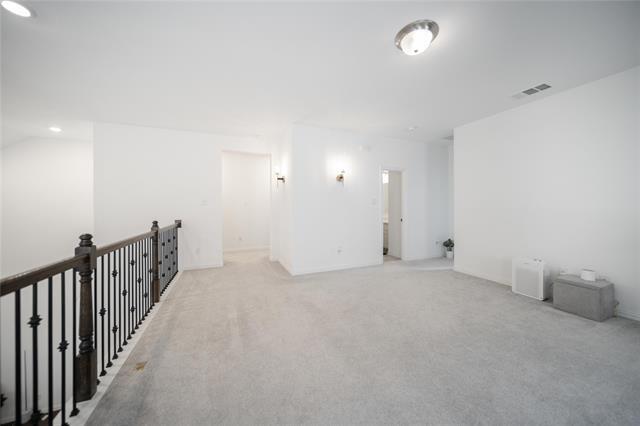 Building Photo - 8300 Pine Valley Dr