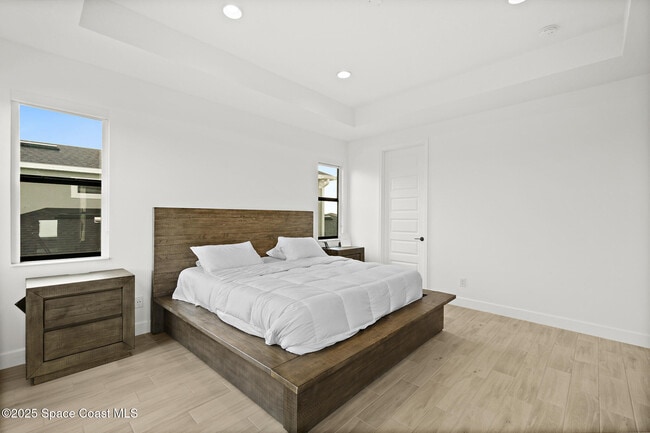 Building Photo - 3233 Casare Dr