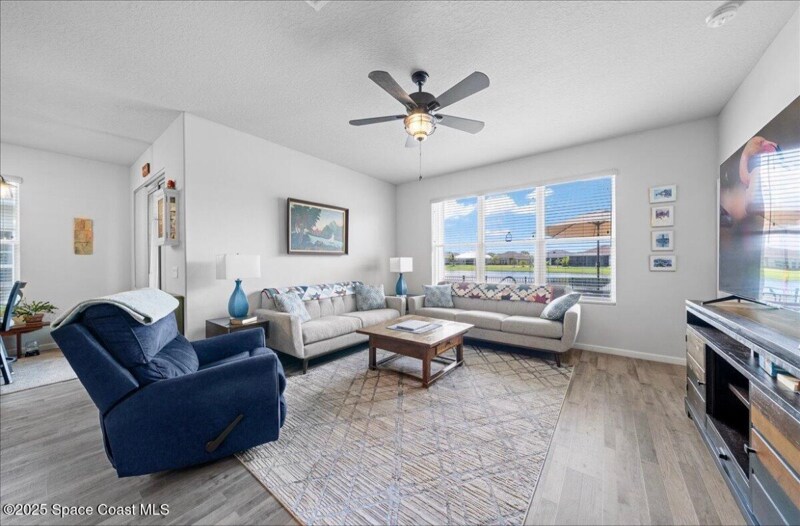 Building Photo - 4477 Trovita Cir