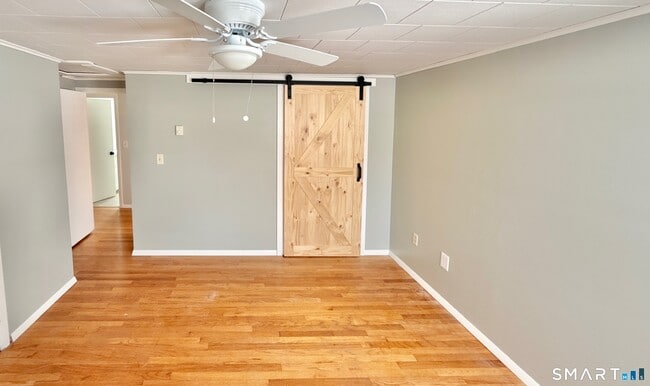 Building Photo - 37 Russell St