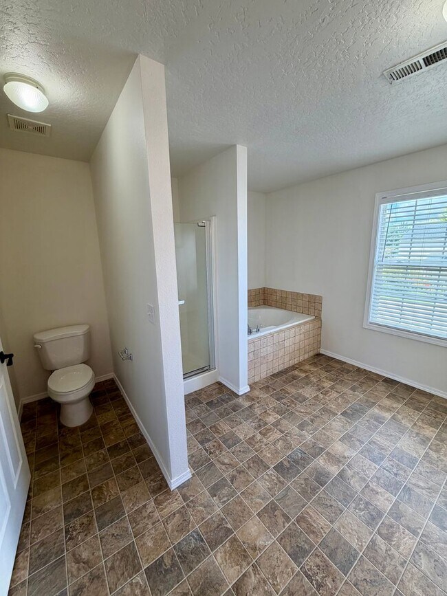 Building Photo - Wonderful Home for rent in Caldwell