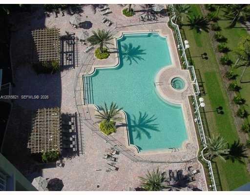 Building Photo - 1745 E Hallandale Beach Blvd