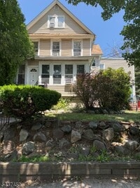 Building Photo - 147 Phelps Ave