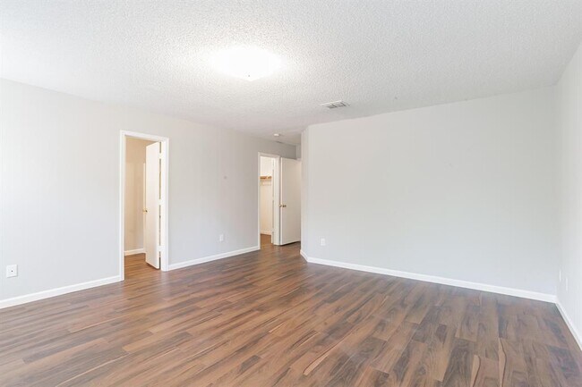 Building Photo - 3335 Lipizzan Dr