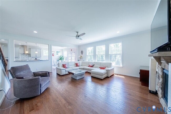 Building Photo - 5001 Maben Hill Ln