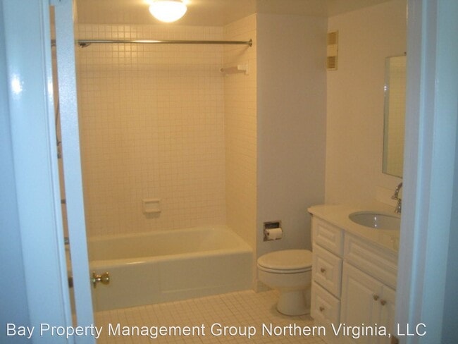 Building Photo - 2 br, 2 bath House - 3713 GEORGE MASON DR ...