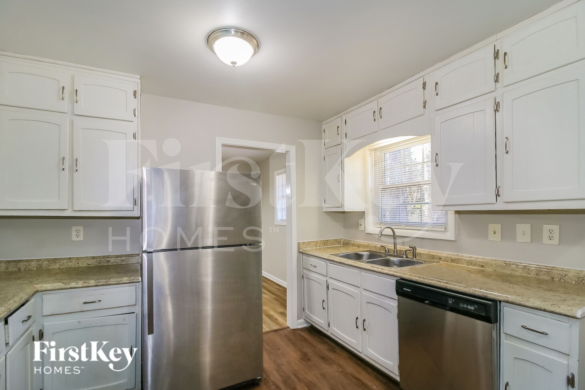 Building Photo - 2364 Tiffany Cir