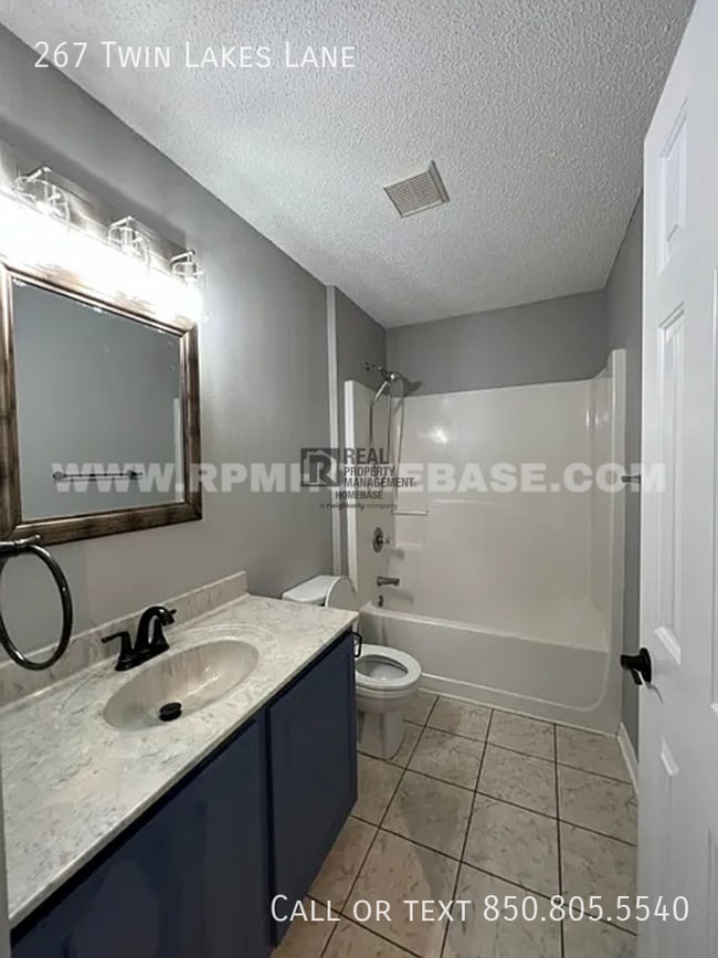 Building Photo - 267 Twin Lakes Ln
