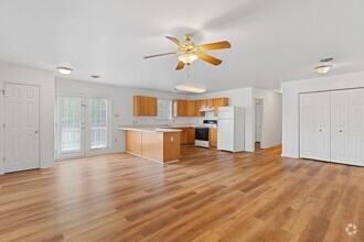 Building Photo - Lancaster/Gholston Duplex
