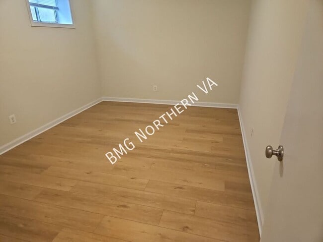 Building Photo - 9103 Vosger Ct