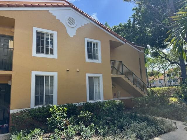 Building Photo - 160 Yacht Club Way