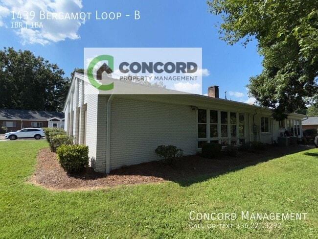 Building Photo - 1439 Bergamot Loop