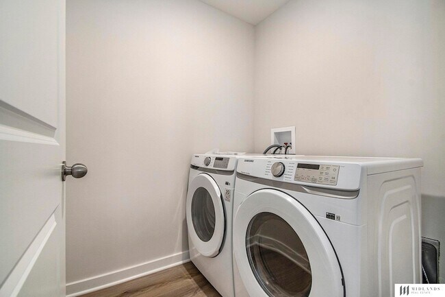 Building Photo - 15975 Kempten Crk Dr