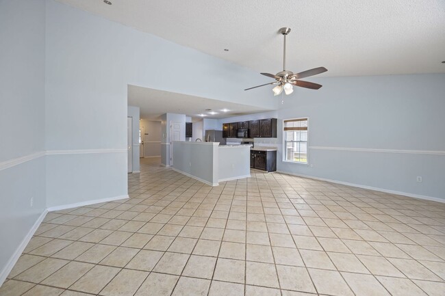 Building Photo - Charming Ranch-Style Home in Wescott Plantation | 4 BD | 2 BA | 1,831 SqFt