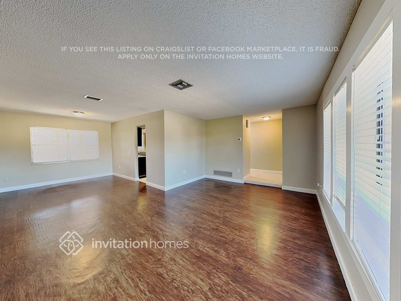 Building Photo - 2711 Citron Dr