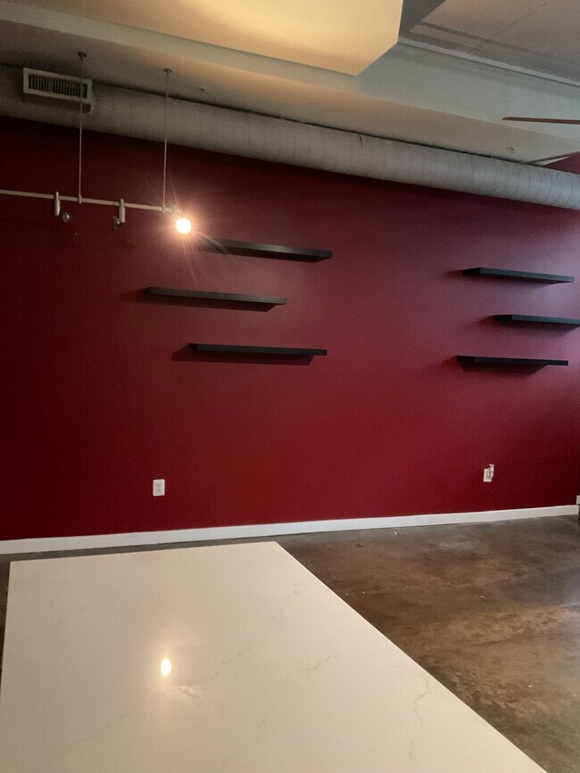 Building Photo - 701 Lamont St NW