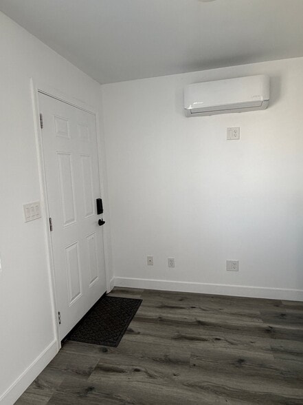 Building Photo - 3727 Byrd St