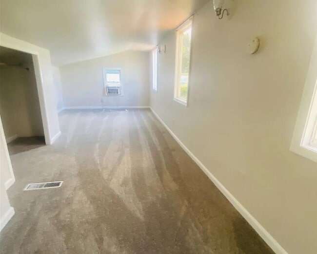 Building Photo - 4411 Savage Dr