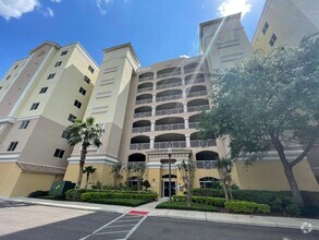 Building Photo - 3 Bedroom/2 Bathroom 6th floor unit at Pro...