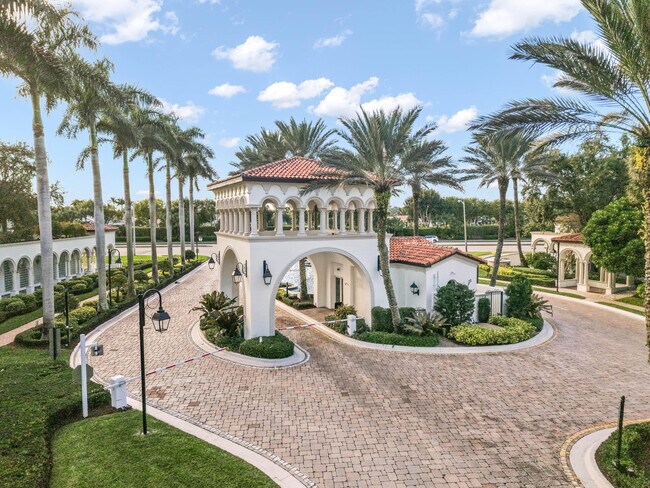 Building Photo - 17384 Vistancia Cir