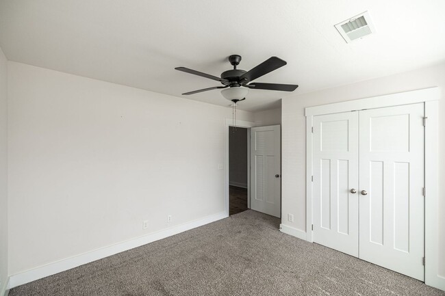 Building Photo - 905 Frog Gip Pond Ct