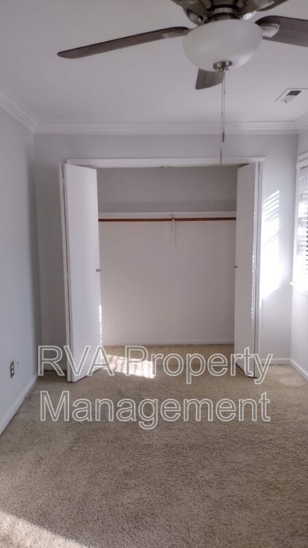 Building Photo - 1983 Airy Cir