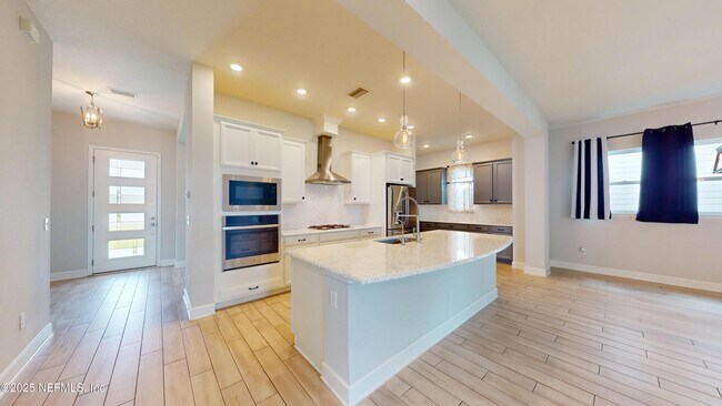 Building Photo - 202 Ashbury St